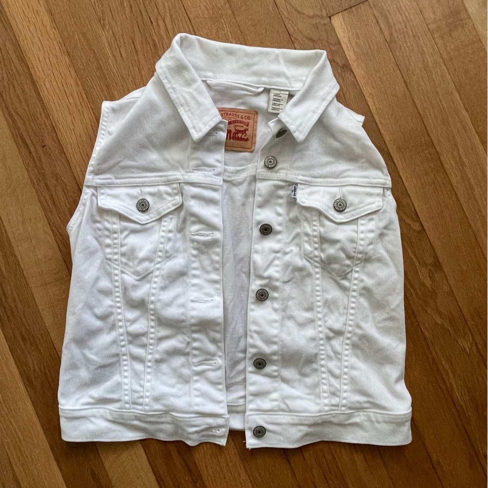 Levi’s White Denim Vest size Med